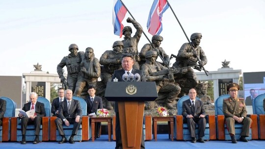 Kim Jong Un, Kursk'ta Ukrayna kuvvetlerine karşı savaşırken esir düşmemek için...