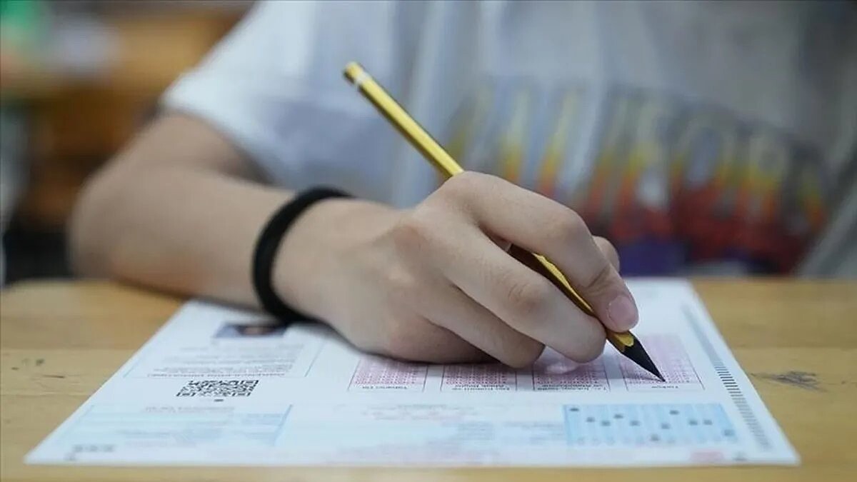 Meb Lgs Başvuru Süresini 15 Nisan Gecesine Kadar Uzattı