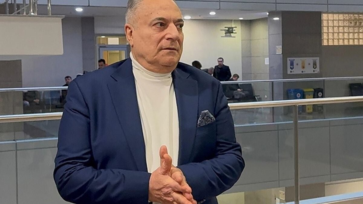 Mehmet Ali Erbil Annesini 84 Yaşında Kaybetti