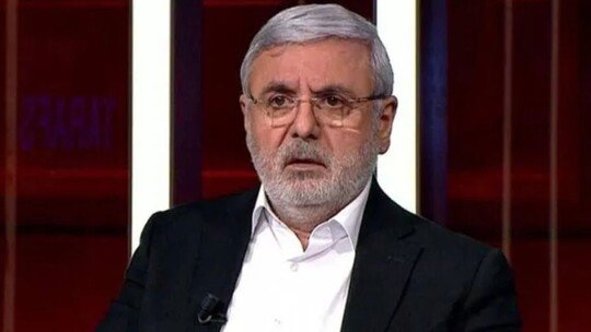 AK Parti eski milletvekili ve gazeteci Mehmet Metiner, diplomatik pasaportla...