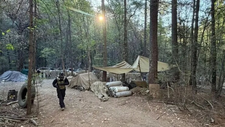 Meksika'nın Chihuahua eyaletinde yaşanan şüpheli trafik kazasında hayatını kaybeden...