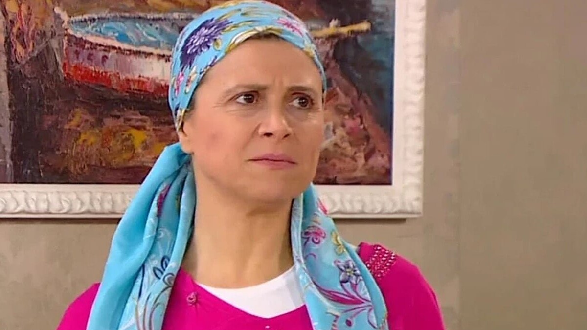 Melek Şahin 55 Yaşında Gençliğiyle Büyülemeye Devam Ediyor