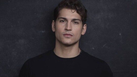 Lizbon'da annesinin yanında tatilde olan genç oyuncu Oktay Çubuk fenalaşarak...