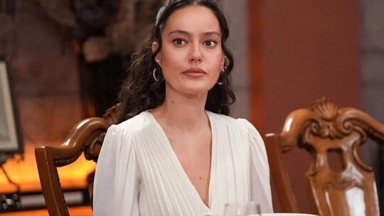 Pelin Akil'in boşanmasının ardından oyuncu Baran Bölükbaşı ile yakınlaştığı...