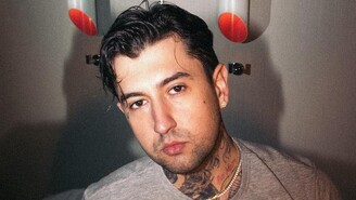 Rapçi Motive Sevgilisiyle Görüntülendi Ve Müzik Tartışmasına Yanıt Verdi