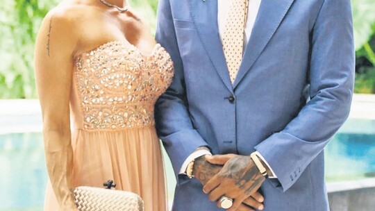 Felipe Melo, eşi Roberta Nagel ile Türkiye'ye geldi; çift Kapadokya'da balon...