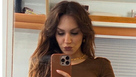 Sahra Şaş, Uzak Şehir'deki Nare karakteriyle izleyicilerin gözdesi olmayı sürdürüyor;...