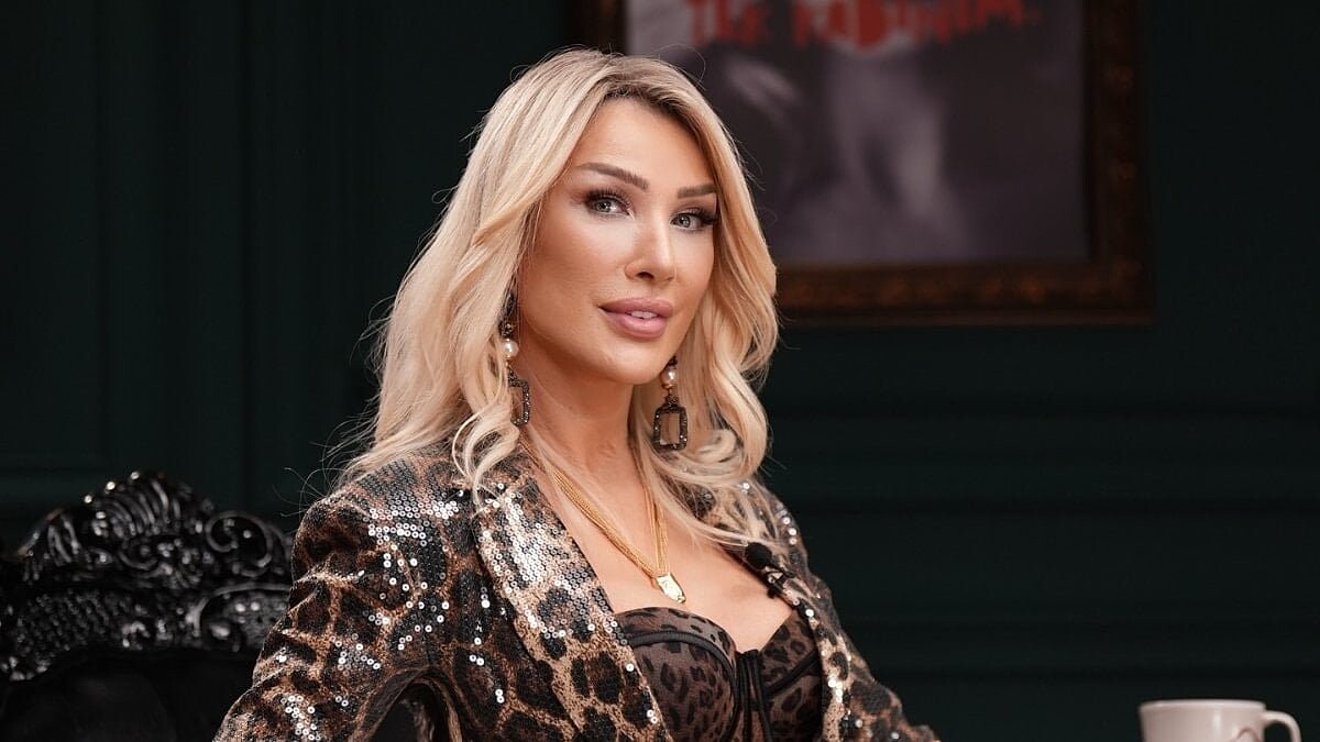 Seda Sayan İstanbul İçin Pasaportlu Giriş Önerdi