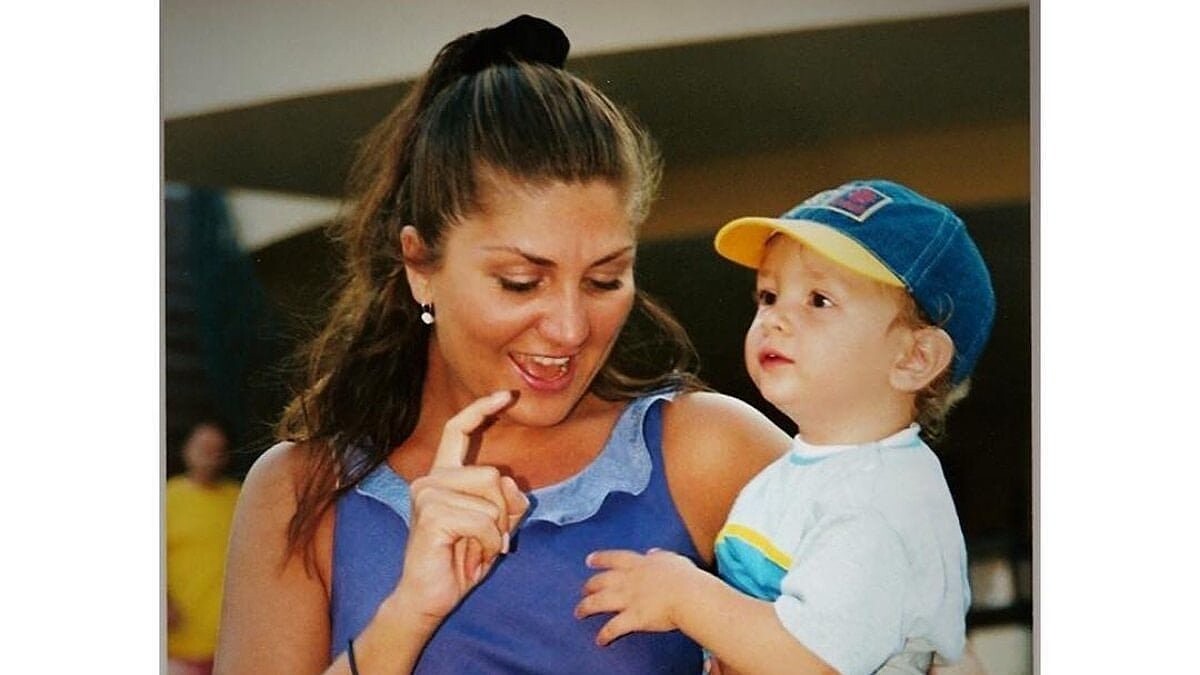 Sibel Can Küçük Oğlu Emiri Askere Uğurladı