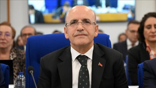 Hazine ve Maliye Bakanı Mehmet Şimşek, küresel belirsizliklerin sürdüğünü belirterek...