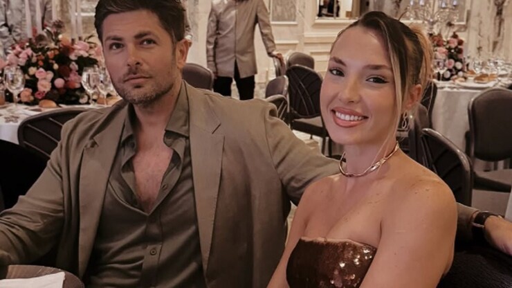 Survivor'da başlayan aşklarını evlilikle taçlandıran Sude Burcu ile Mert Öcal,...