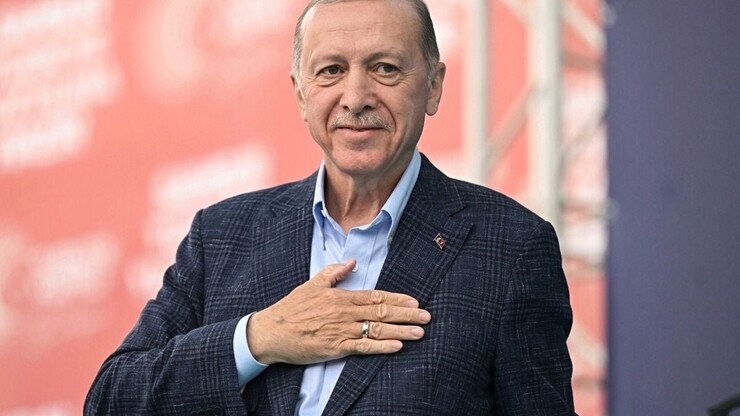 Selçuk Bayraktar ve Sümeyye Erdoğan Bayraktar çifti üçüncü bebeklerini bekliyor;...