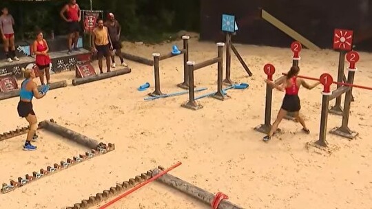 Survivor 2026'da bu akşam üçüncü dokunulmazlık oyunu oynandı; Gönüllüler'den...