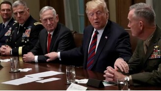 Trump 20 General Ve Amirali Görevden Aldı