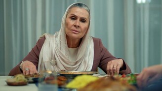 Uzak Şehir Dizisinde Sadakat Meryem İçin Konağa Geliyor