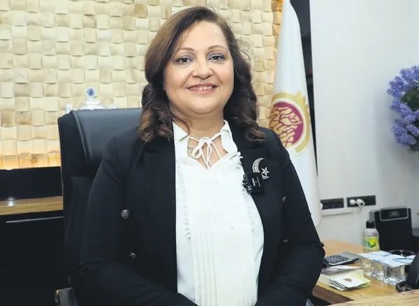 Burcu Köksal Baskılara Dayanamadığını Söyleyerek CHP'den İstifa Etti