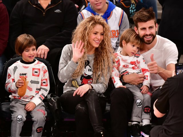 Shakira Copacabana'da 2 Milyon Kişiyle Pique'ye Küfür Tezahüratı Yaptı