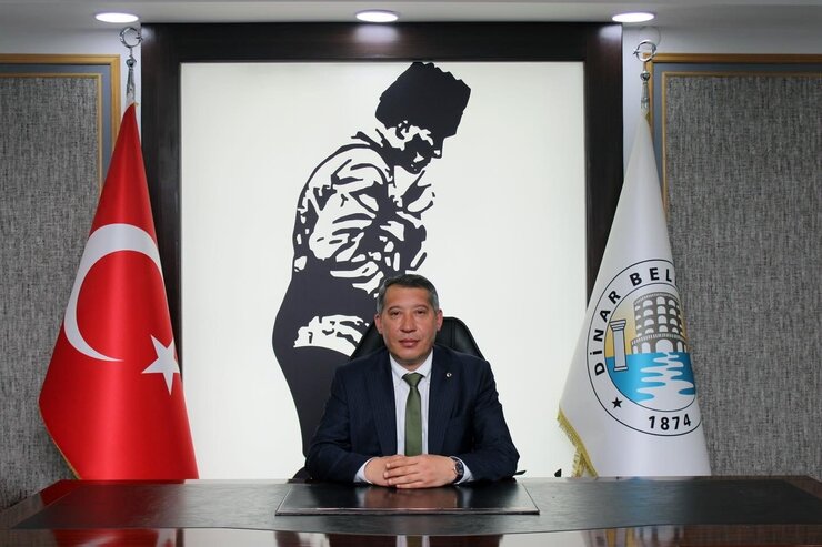 Afyonkarahisar Belediye Başkanı Köksal CHP'den İstifa Ederek AKP'ye Katılıyor