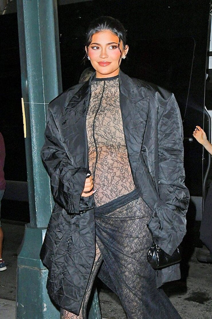 Kylie Jenner İki Hamilelik Sürecindeki Zorluklarını İlk Kez Anlattı