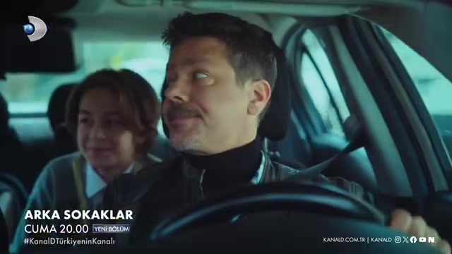 Arka Sokaklar 748. Bölüm Fragmanında Pınar Kıskançlık Krizine Girdi