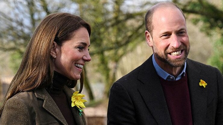 William Ve Kate 15 Yıllık Evliliklerini Aile Fotoğrafıyla Kutladı
