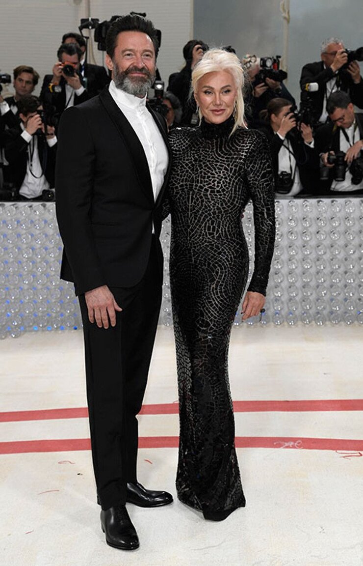 Deborra Lee Furness Sutton Foster İle Yüzleşmeye Hazırlanıyor