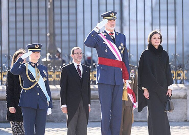 Leonor Paraşüt Eğitimine Başladı Kraliyet Tarihine Geçmeye Hazırlanıyor