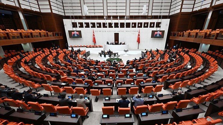 AK Parti Baskın Seçim İddialarını Reddetti