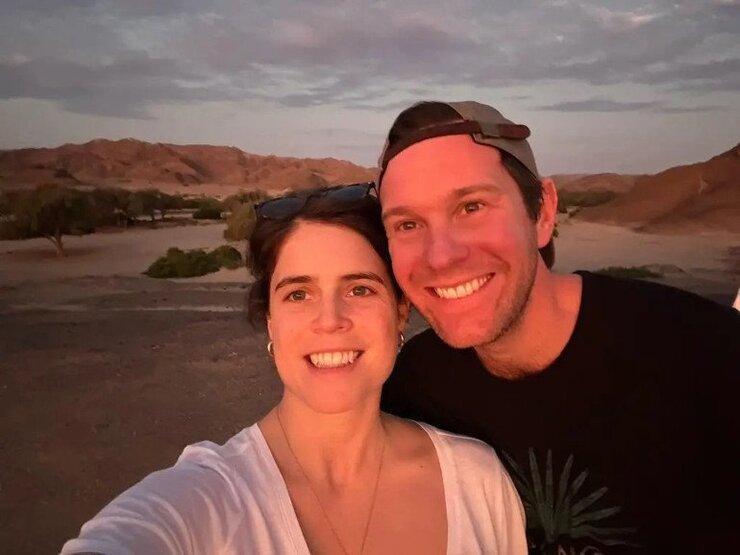Prenses Eugenie Üçüncü Bebeğini Duyurdu