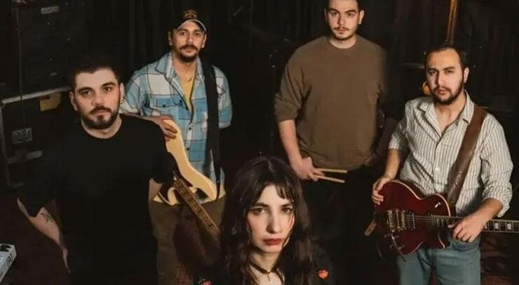 Melek Mosso Saygı1 Konserinde Yapay Zeka Tartışmasına Ateş Püskürdü