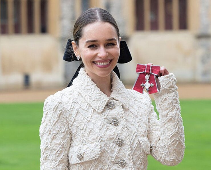 Emilia Clarke Oynarken İki Kez Beyin Kanaması Geçirdi