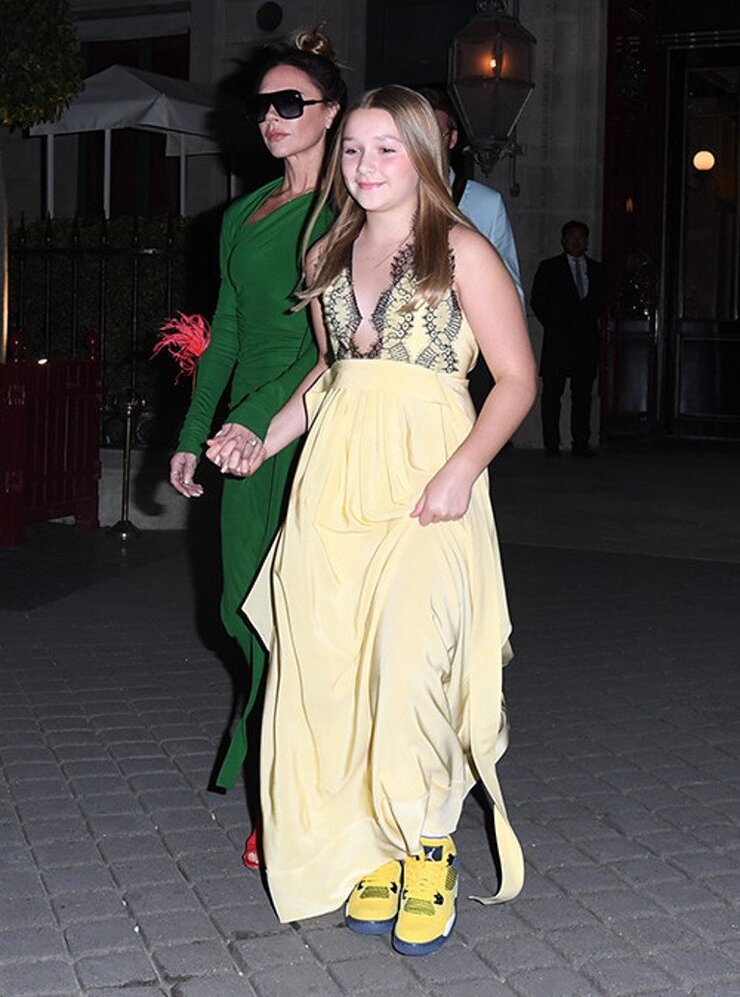 Harper Beckham 14 Yaşında Kozmetik Markası Kuruyor