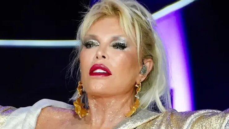 Ajda Pekkan O Gece Restorana Özel Davetli Gitti Tek Kuruş Ödemedi