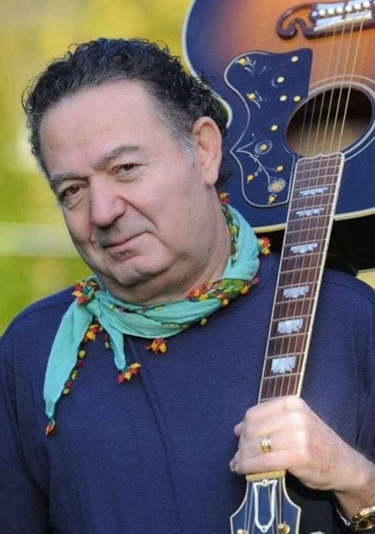 Beste Açar Babasının Mirasında Sahte İmza İddiasıyla Mahkemeye Başvurdu