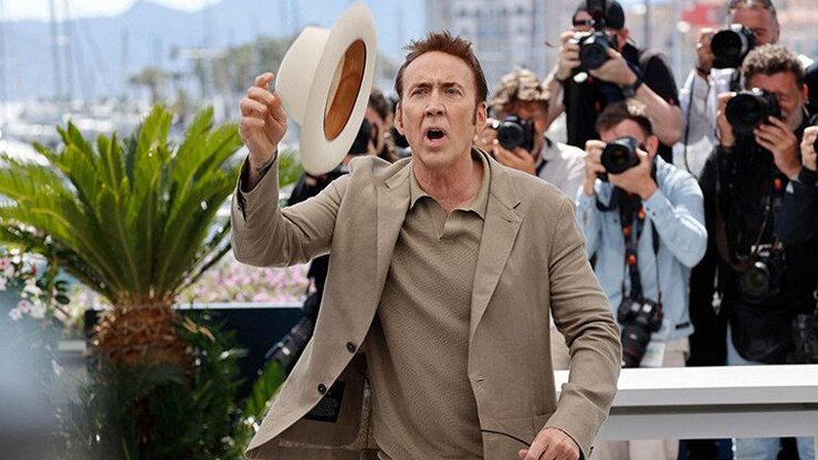 Nicolas Cage Sahne Adını Resmi Kimliği Olarak Benimsedi