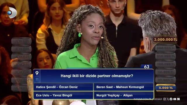 Beyazla Joker 19. Bölümde Dizi Sorusu Heyecan Yarattı