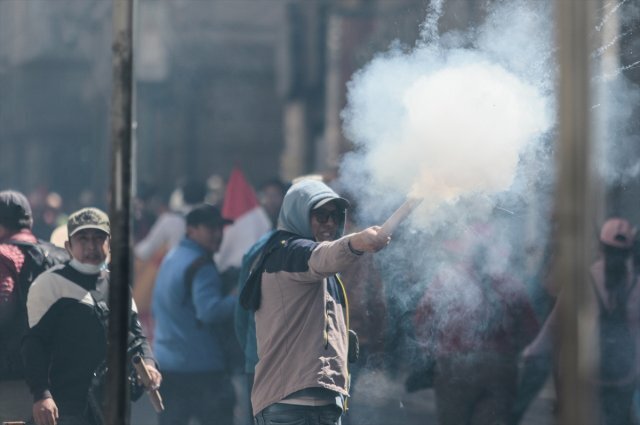 La Paz'da Hükümet Karşıtı Protestolarda 57 Kişi Gözaltına Alındı