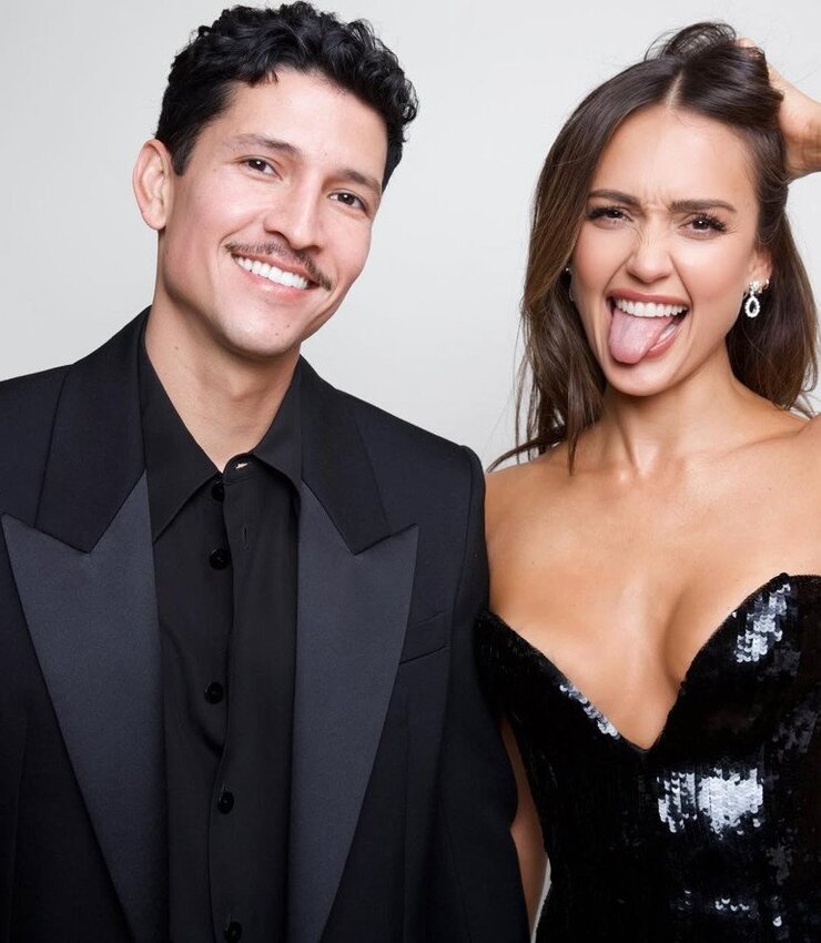 Jessica Alba 45. Yaş Gününü Sevgilisi Ve Çocuklarıyla Kutladı