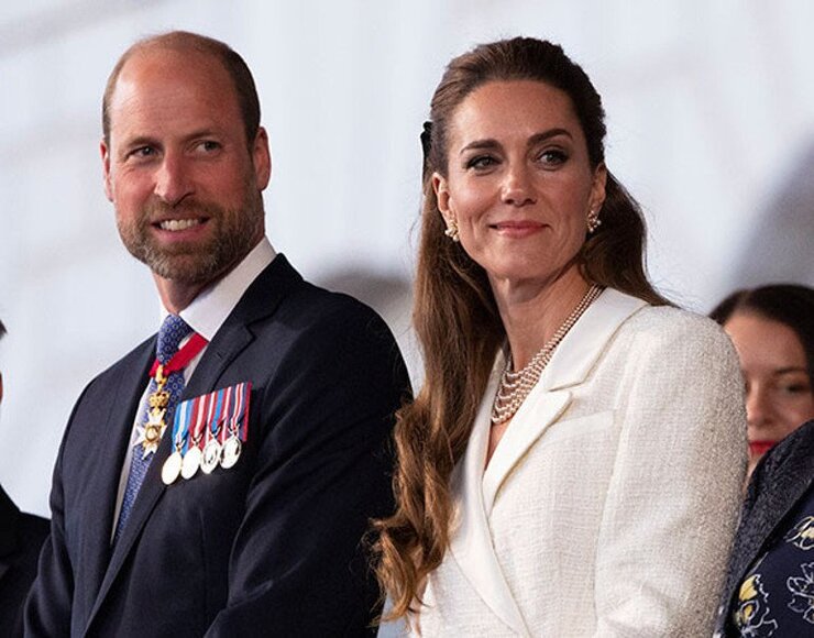 William Ve Kate 15 Yıllık Evliliklerini Aile Fotoğrafıyla Kutladı