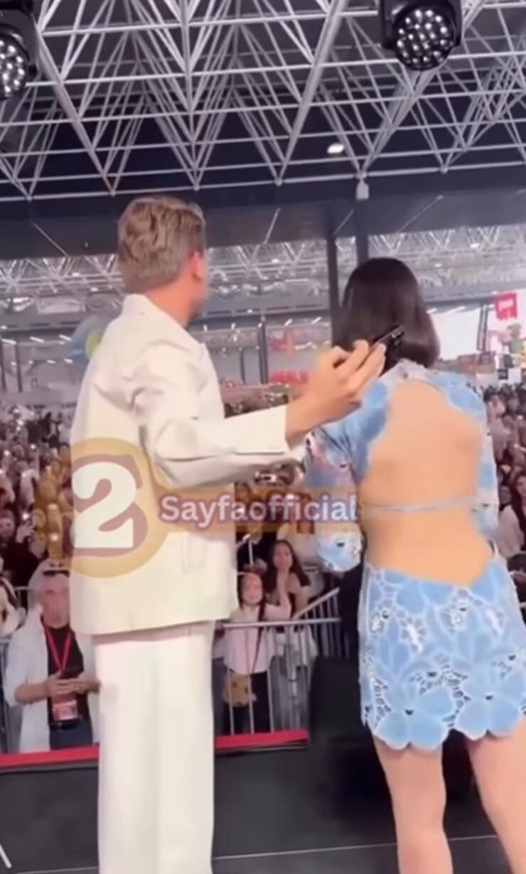 Zeynep Atılgan Toulouse Festivalinde Hayranlarıyla Buluştu