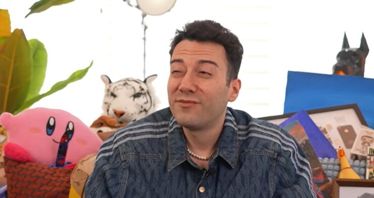 Enes Batur Doğum Günü Hediyesindeki Kokudan Şoke Oldu