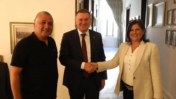 Miray Daner Özlem Çerçioğlu'nun Gelini Oluyor
