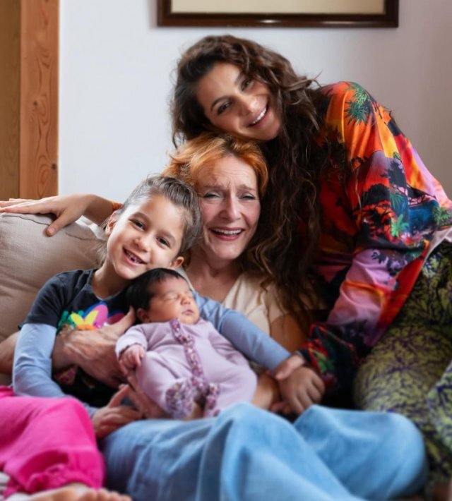 Atiye Dördüncü Kez Kız Bebek Bekliyor