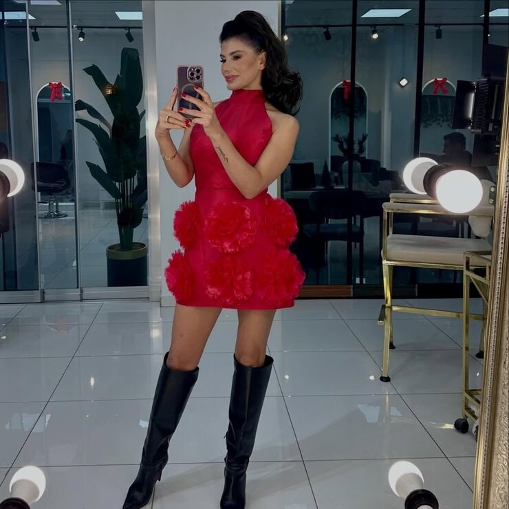 Hatice Sahneye Çıkmadan Aylık 200 Bin TL Kazandığını Açıkladı