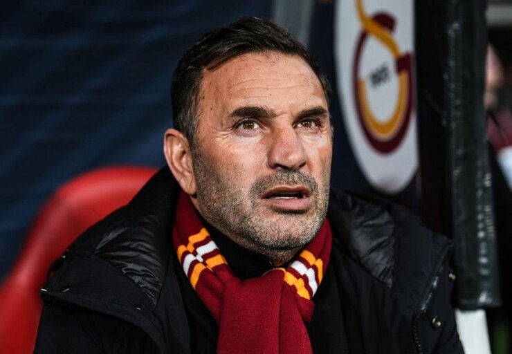 Lazio Okan Buruk'u Teknik Direktörlüğe Birinci Sıraya Koydu