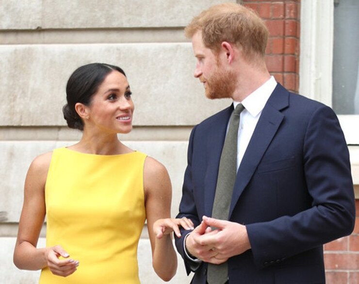 Meghan Markle Kraliyet Markasını Ticari Çıkar İçin Kullanmaya Devam Ediyor
