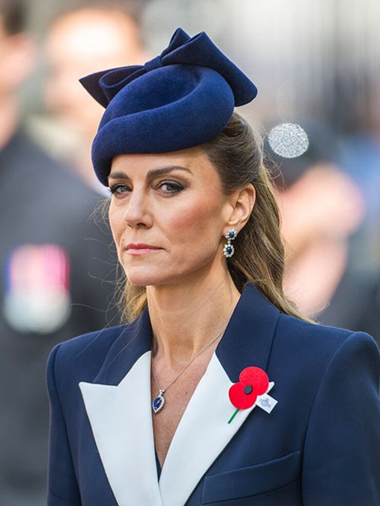 Kate Middleton Eleştirildi Prenses Daha Somut İşler Yapmalı