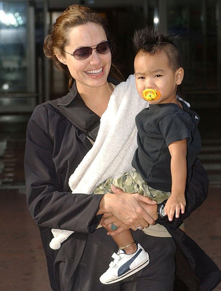 Maddox Jolie Pitt Soyadını Resmi Olarak Reddetti