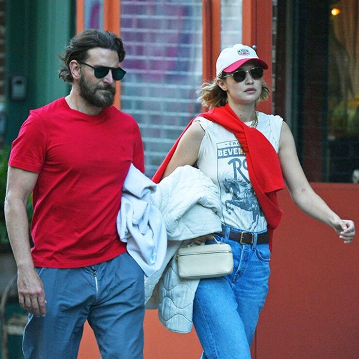 Gigi Hadid Sevgilisi İçin Özel Kolye Yaptırdı