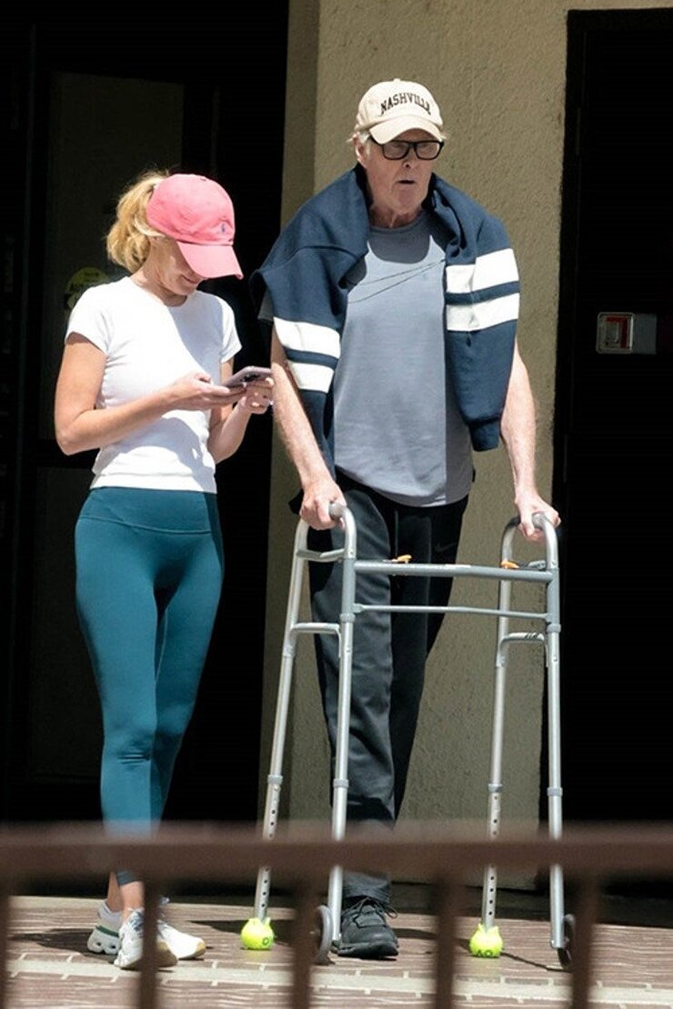 David Hasselhoff 73 Yaşında Tekerlekli Sandalyeyle Görüntülendi